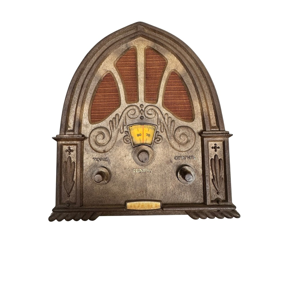 Vintage Jazz Age Cathedral Style Tabletop Radio Battery Powered Working Brown